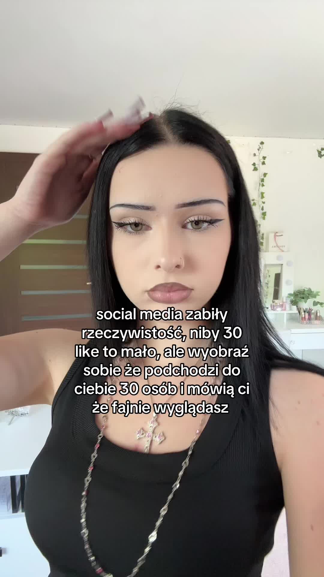 @ig: laurkasm 🧿🪩🌸