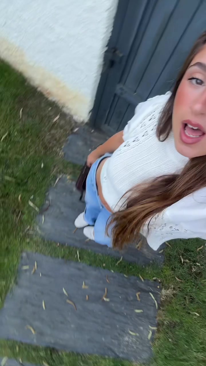 @andreab