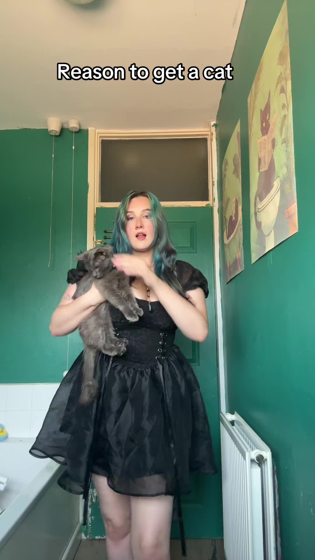 @🥀miku🦇