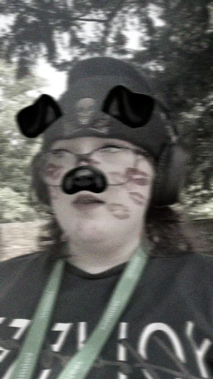 @❤️💚🐼Alex(19)gremlin🐼💚❤️