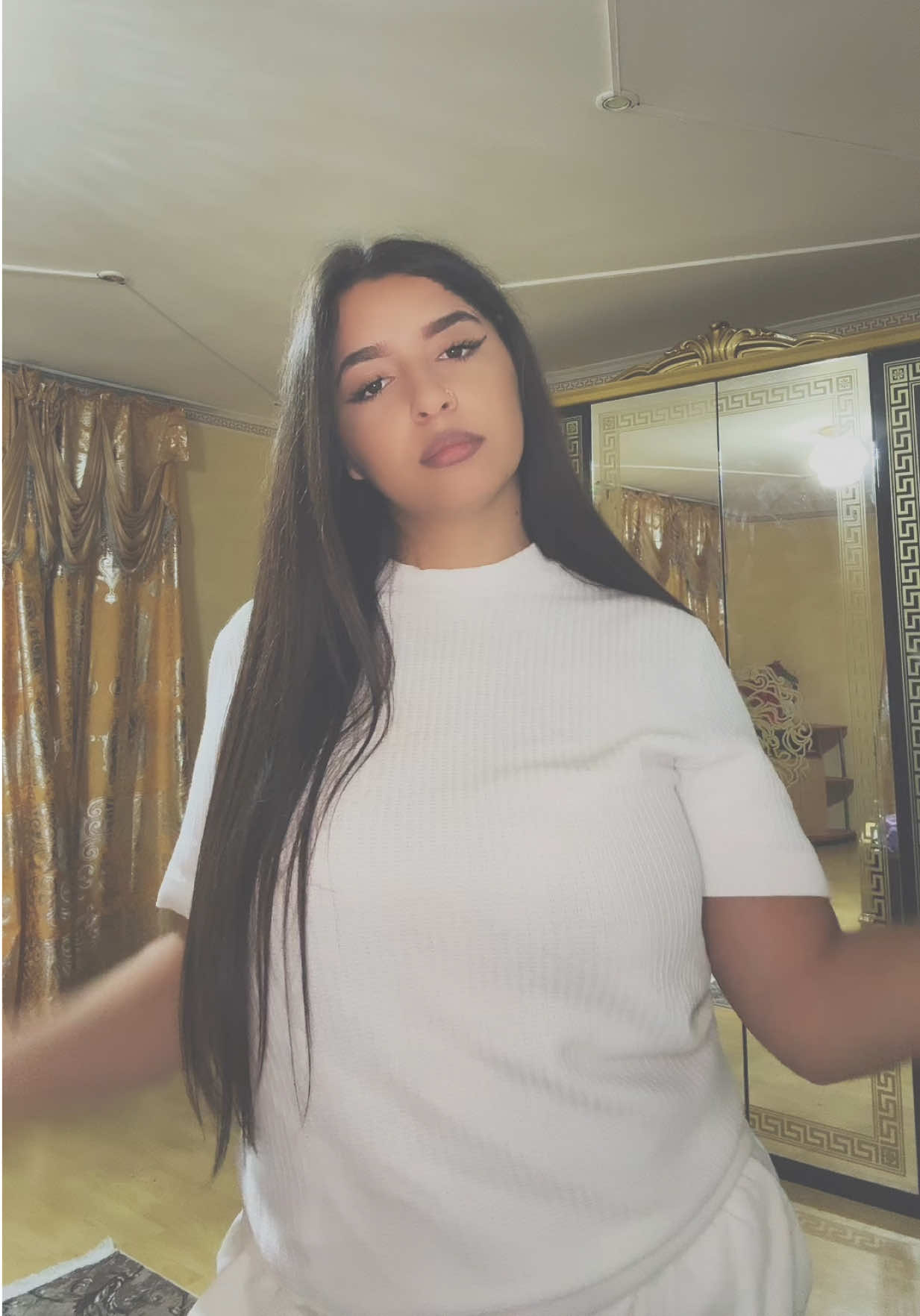 @elena_manolache5