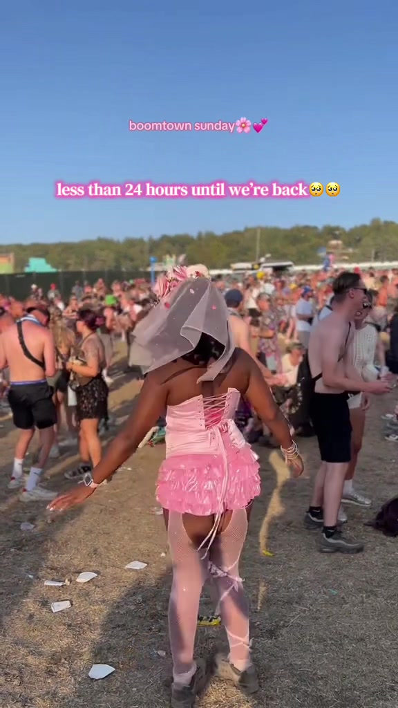 @theravefairy🧚🏾♀️🪩🌸🎀
