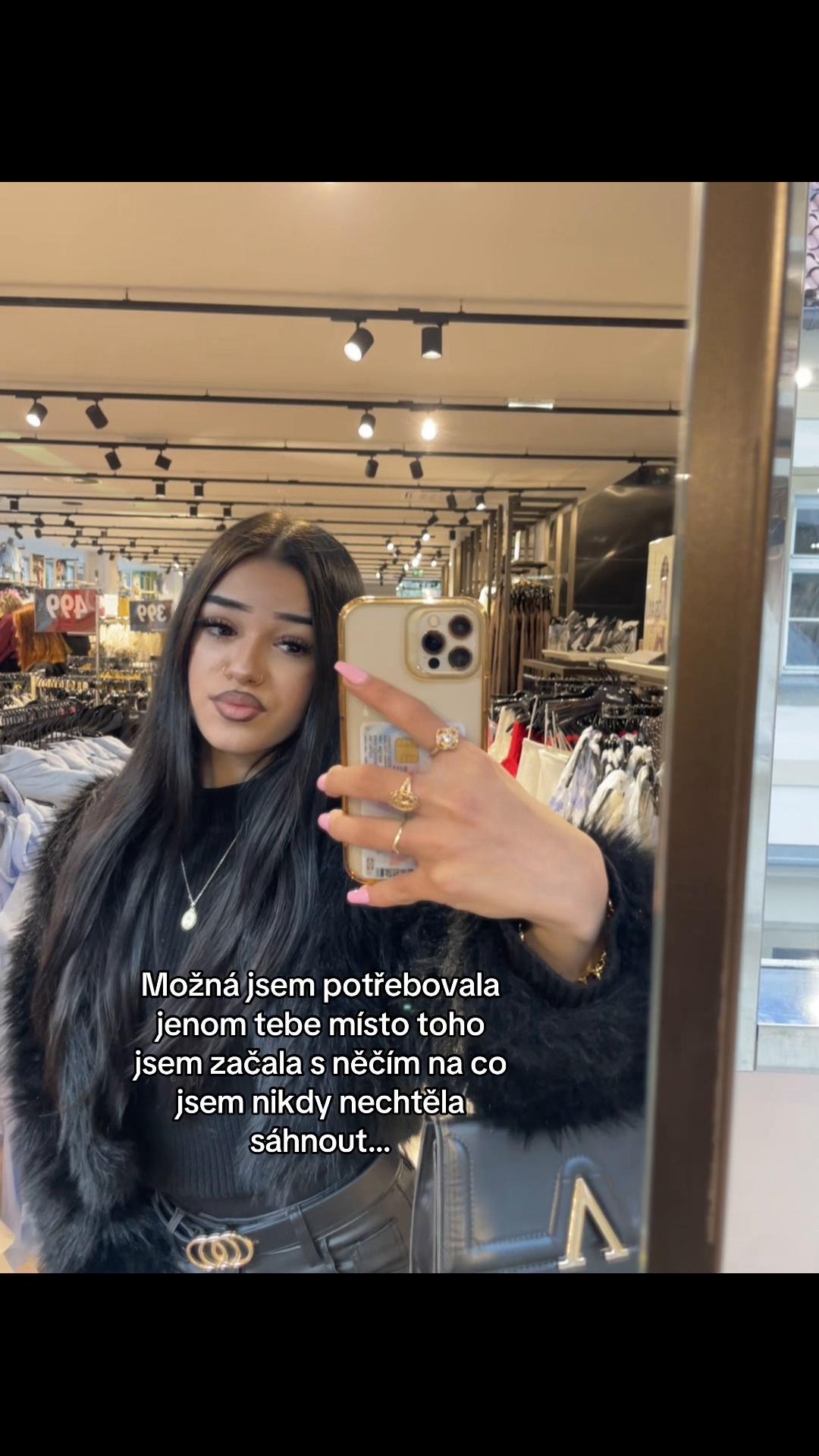 @_christienn_777
