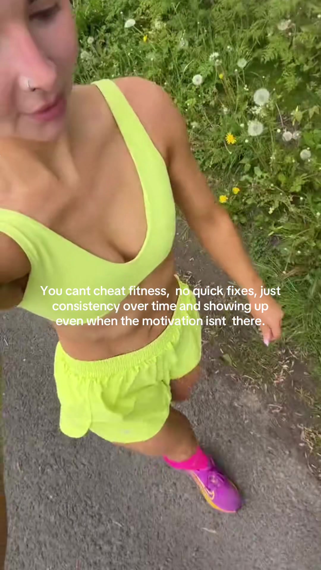 @themelissaclarke