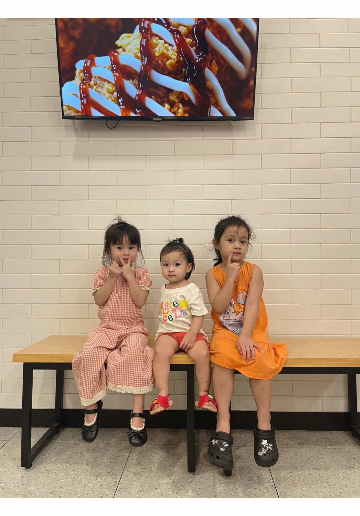 @Vũ Ngọc Hiền Nhi