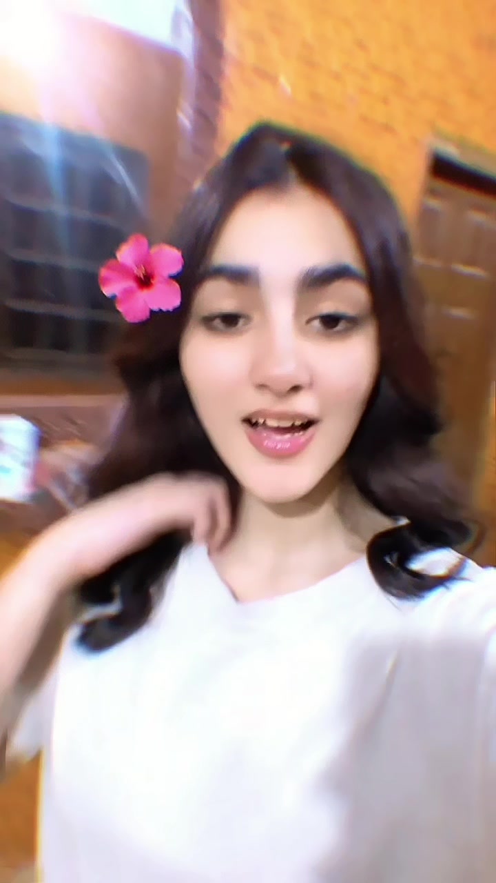 @乙ᗩᖇᗩ🦋