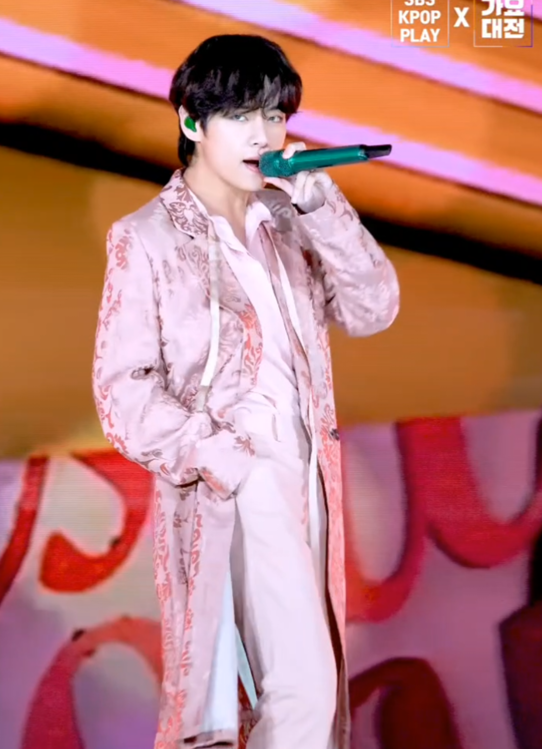 @Idolfocus╰➝ᵐᵃⁿᵘ