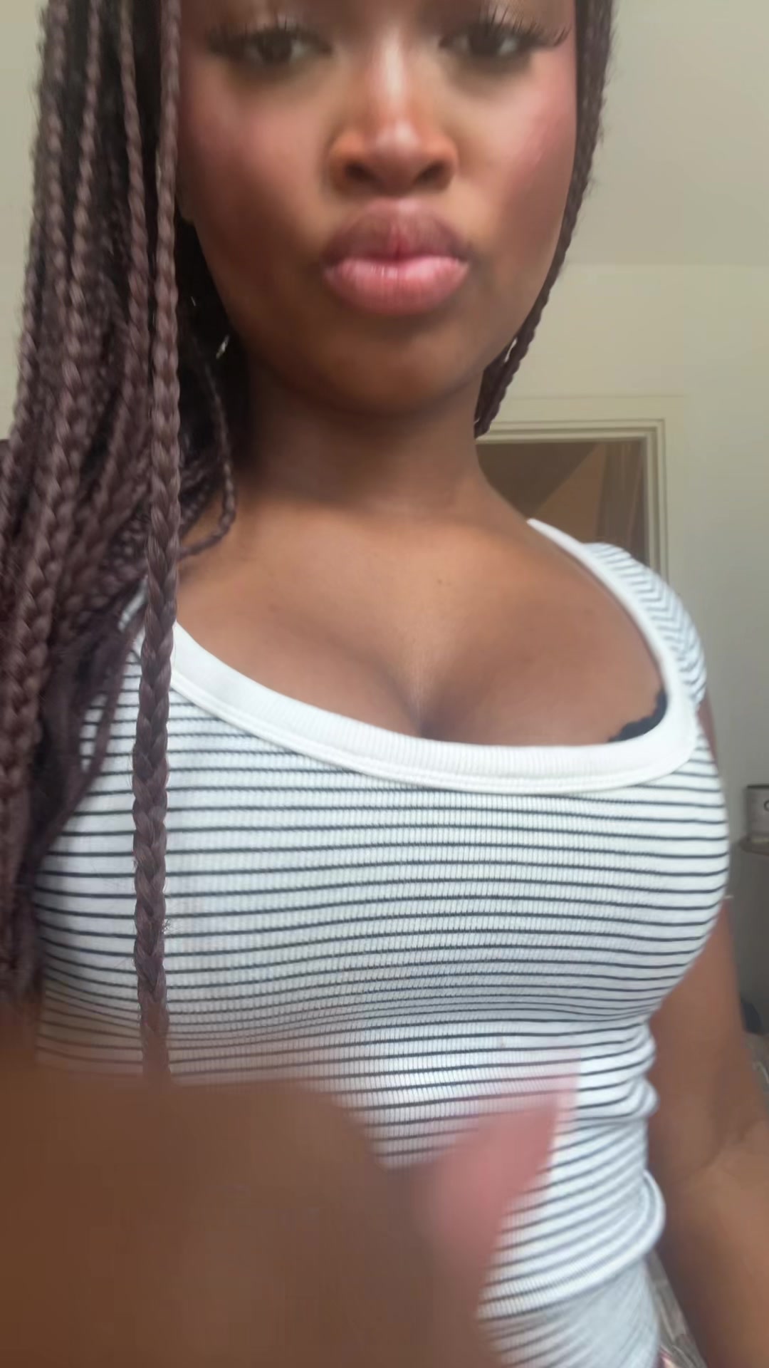 @⠀