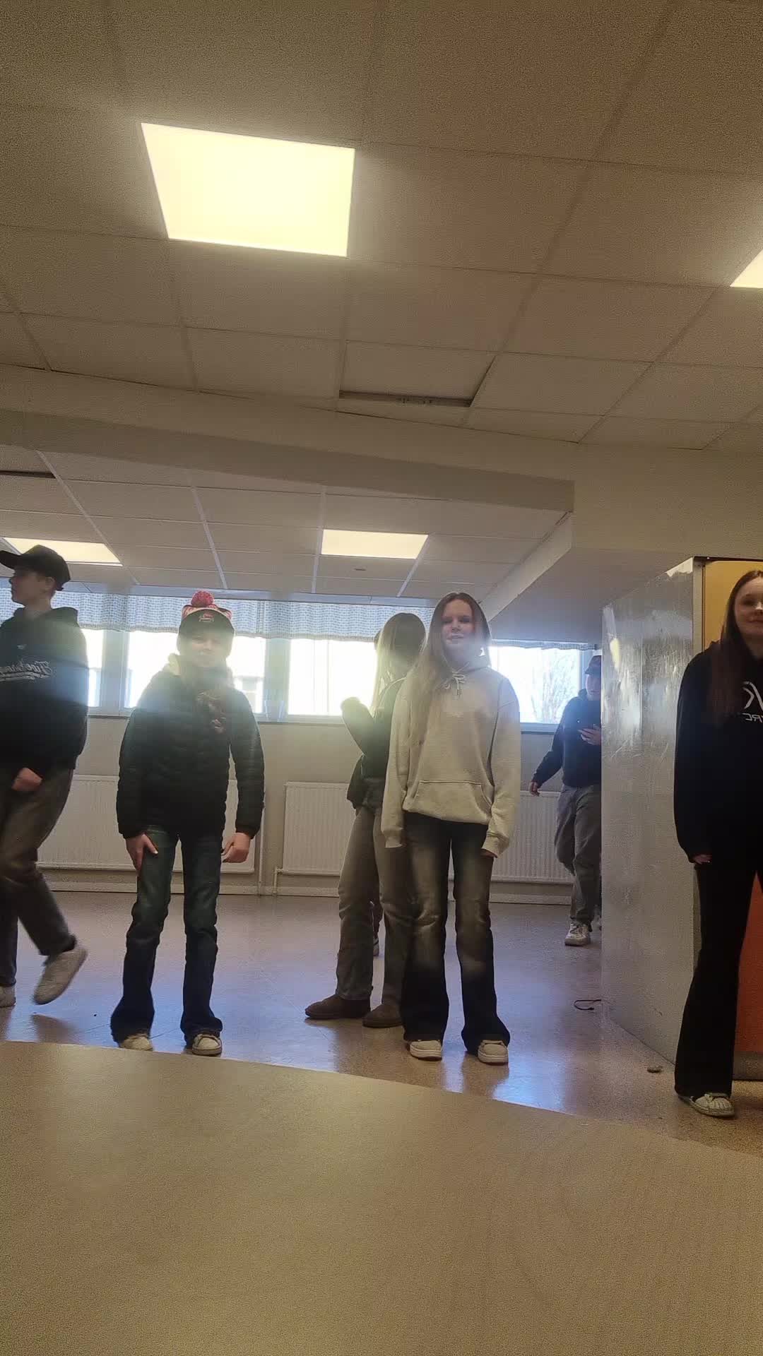 @𝓘𝓼𝓪𝓫𝓮𝓵𝓵𝓮 𝓦𝓮𝓼𝓽𝓲𝓷