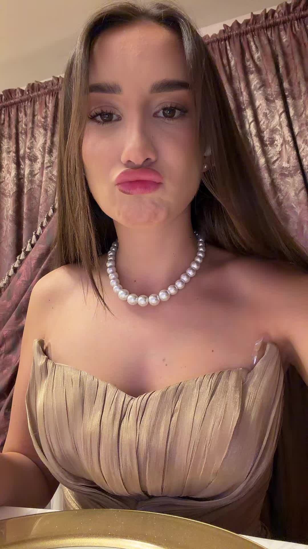 @Alexandra Cotruș