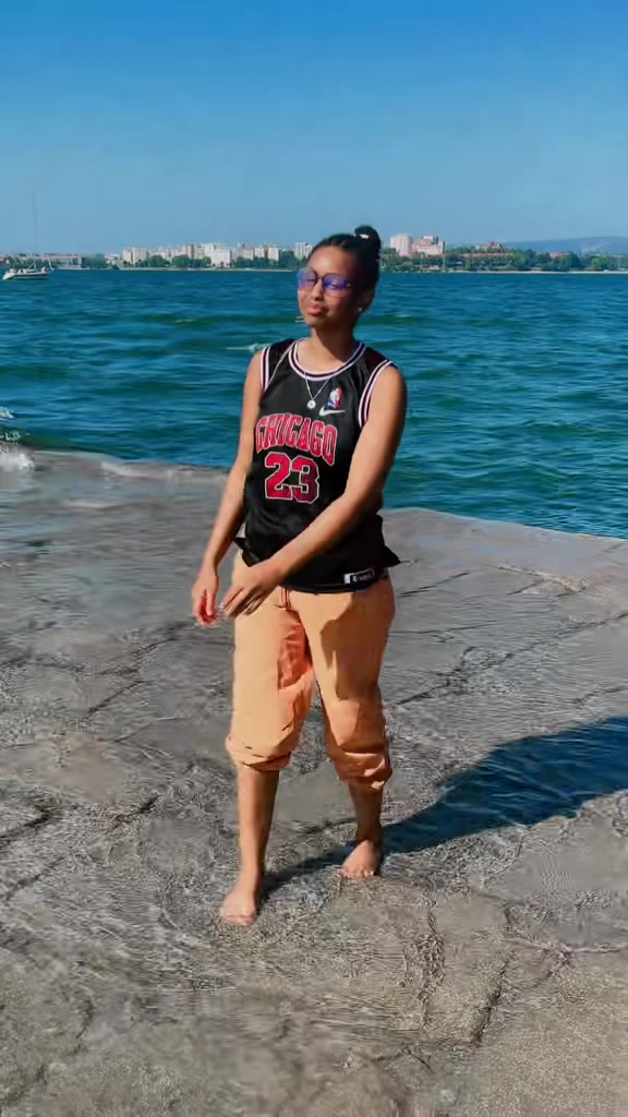 @Meriem🇬🇳🇪🇸✨💫