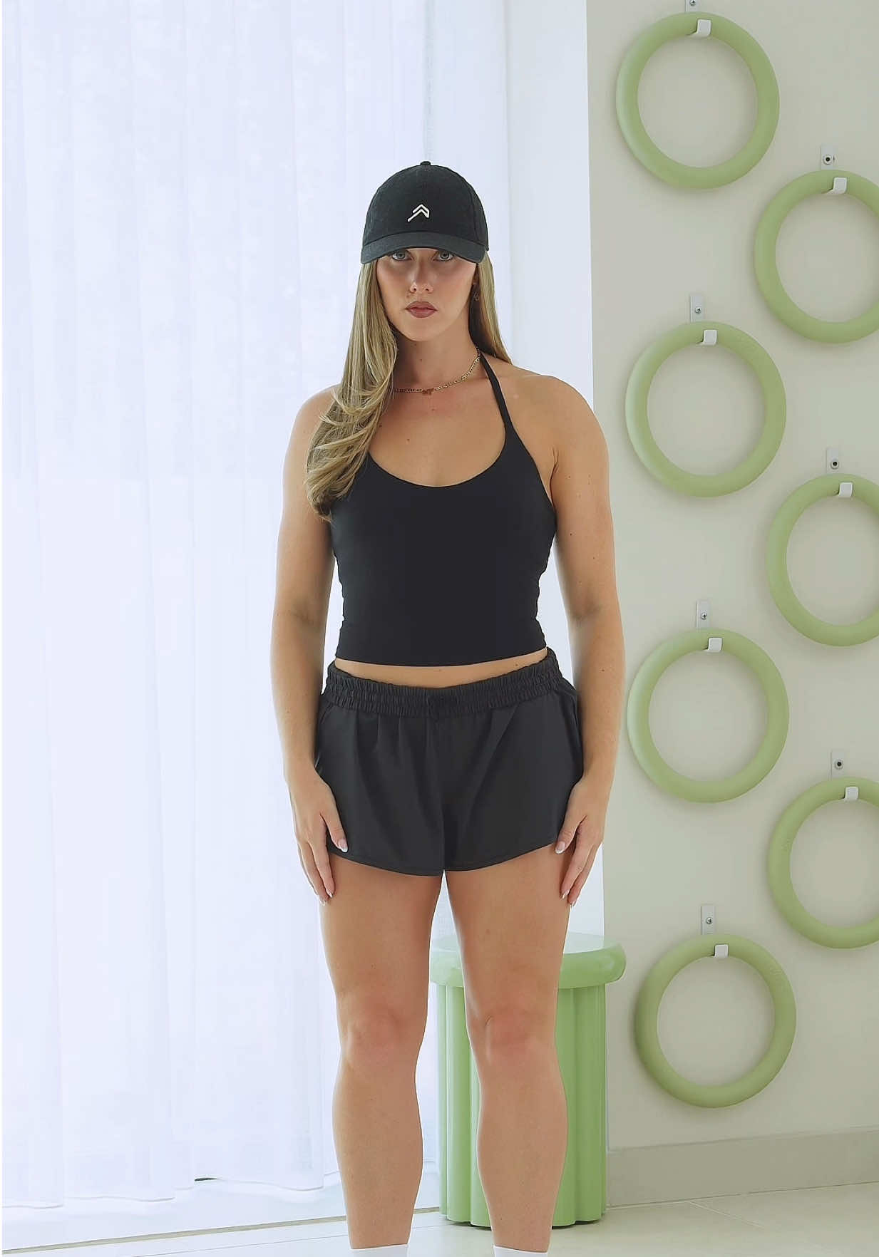 @tiacollinss