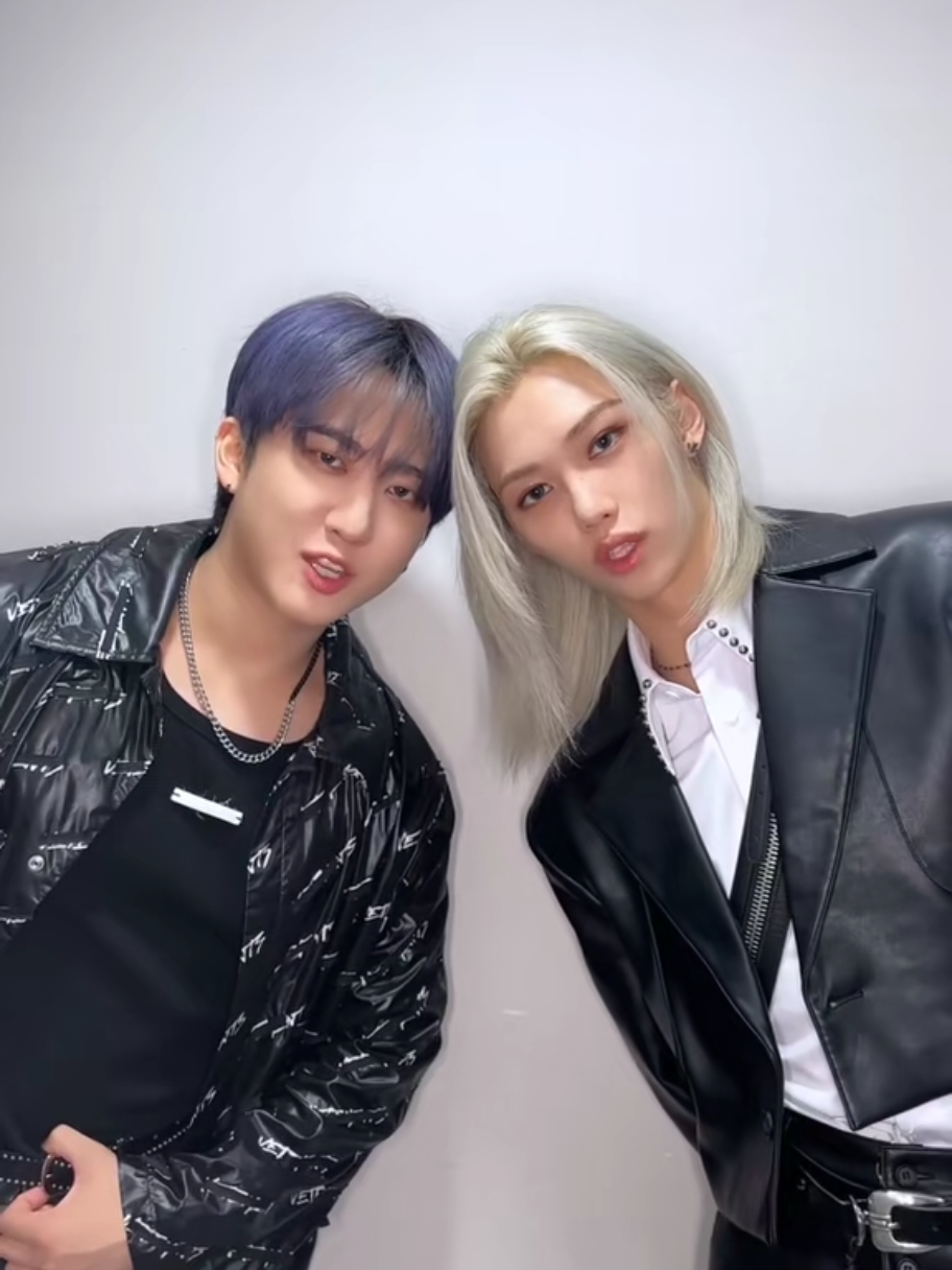 @hyunlix_forever_stay