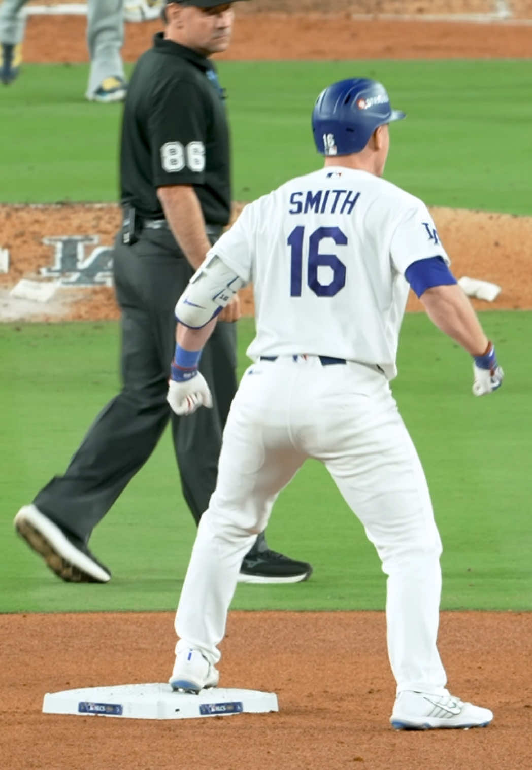 @Los Angeles Dodgers