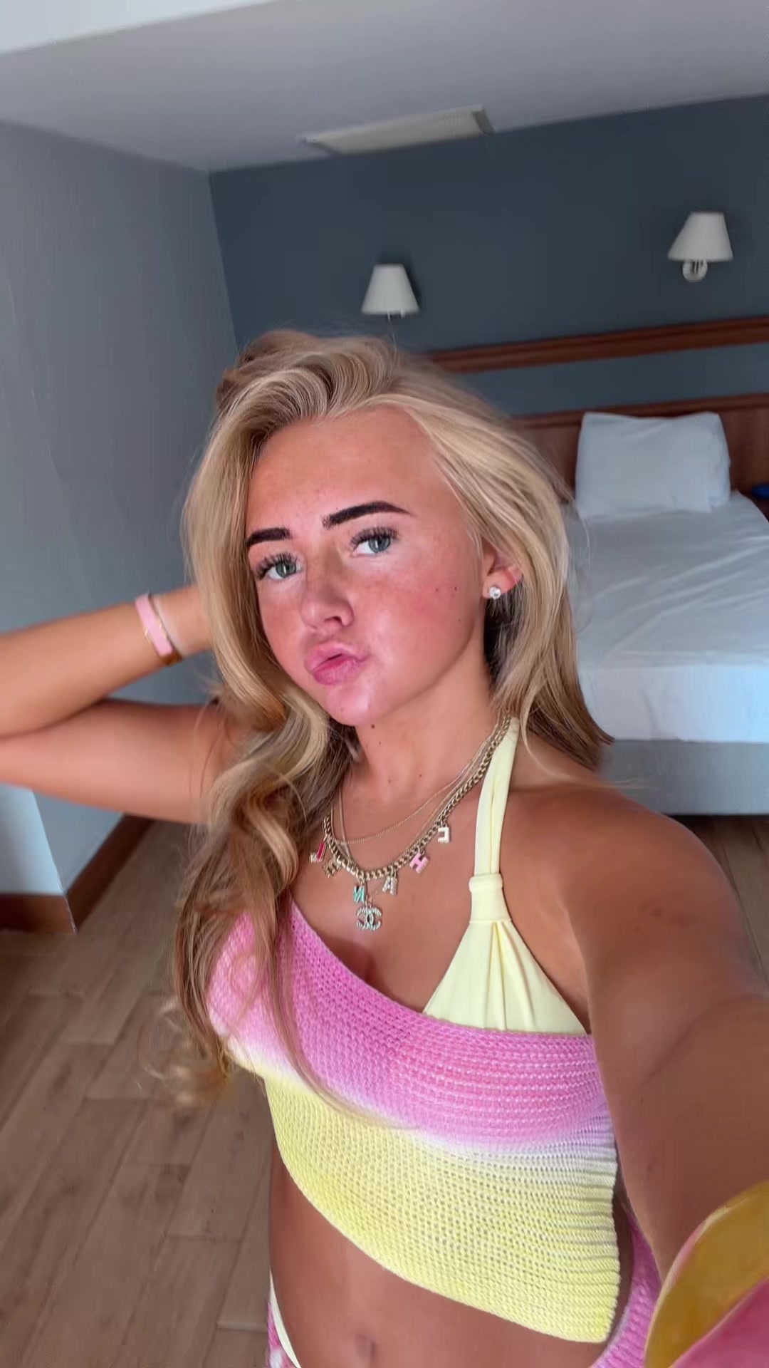 @Annaliseconnorss