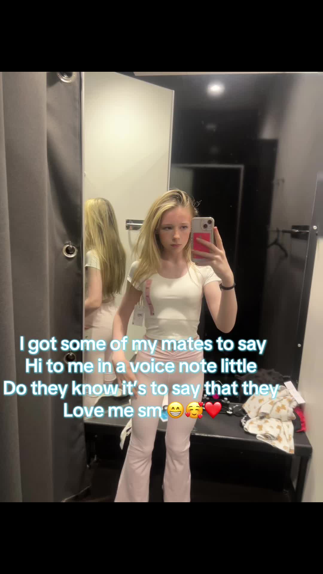 @Ella-22🍒🐅