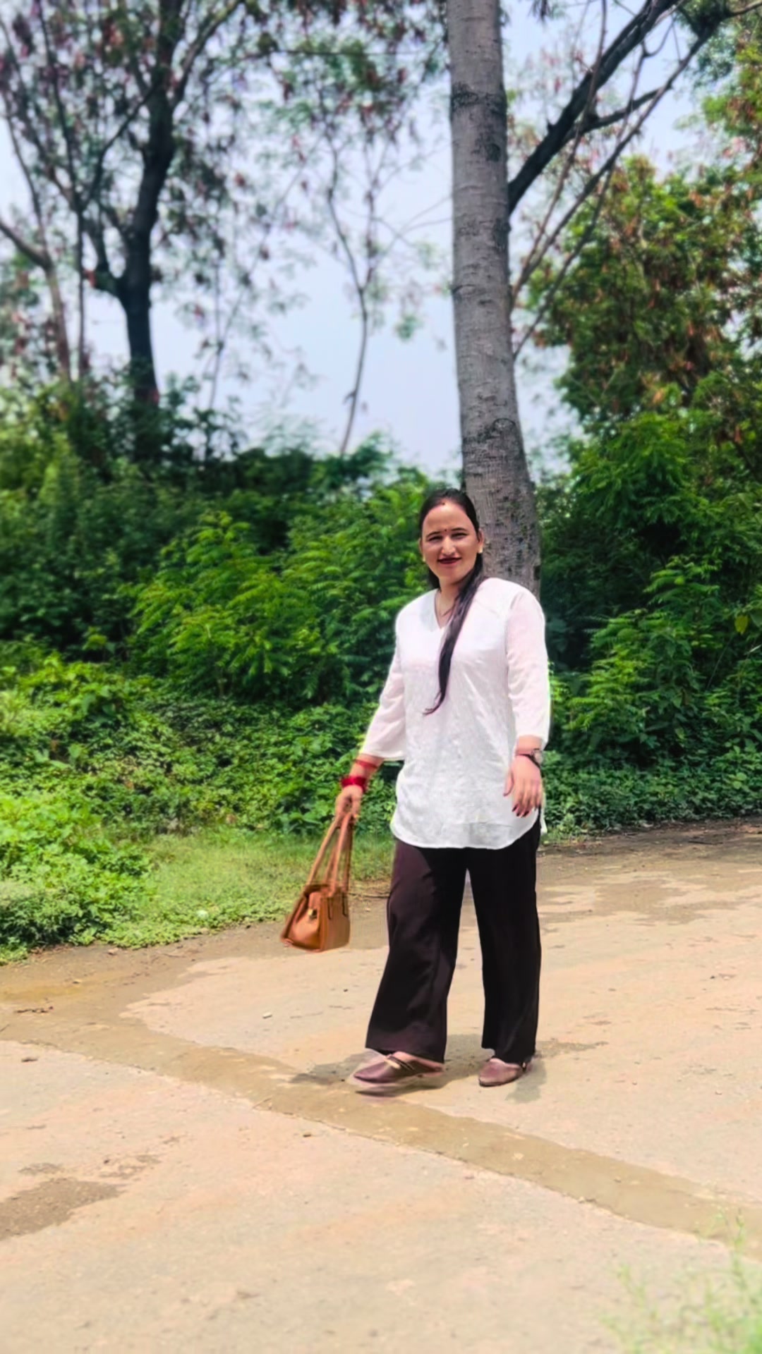 @NISHA OLI❤️