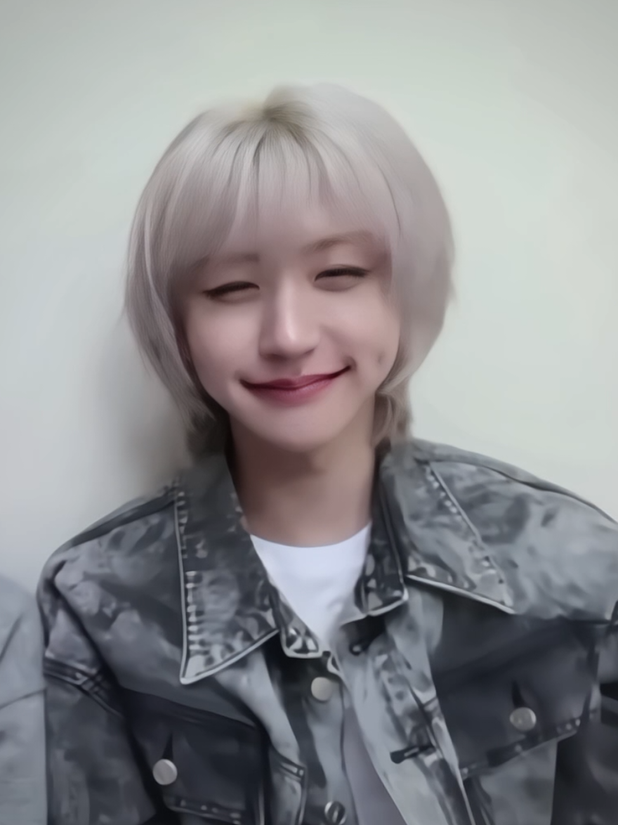 @ʰʷᵃᶻ 𝗓 𐰁 .ᐟ on hiatus ㅠㅠ