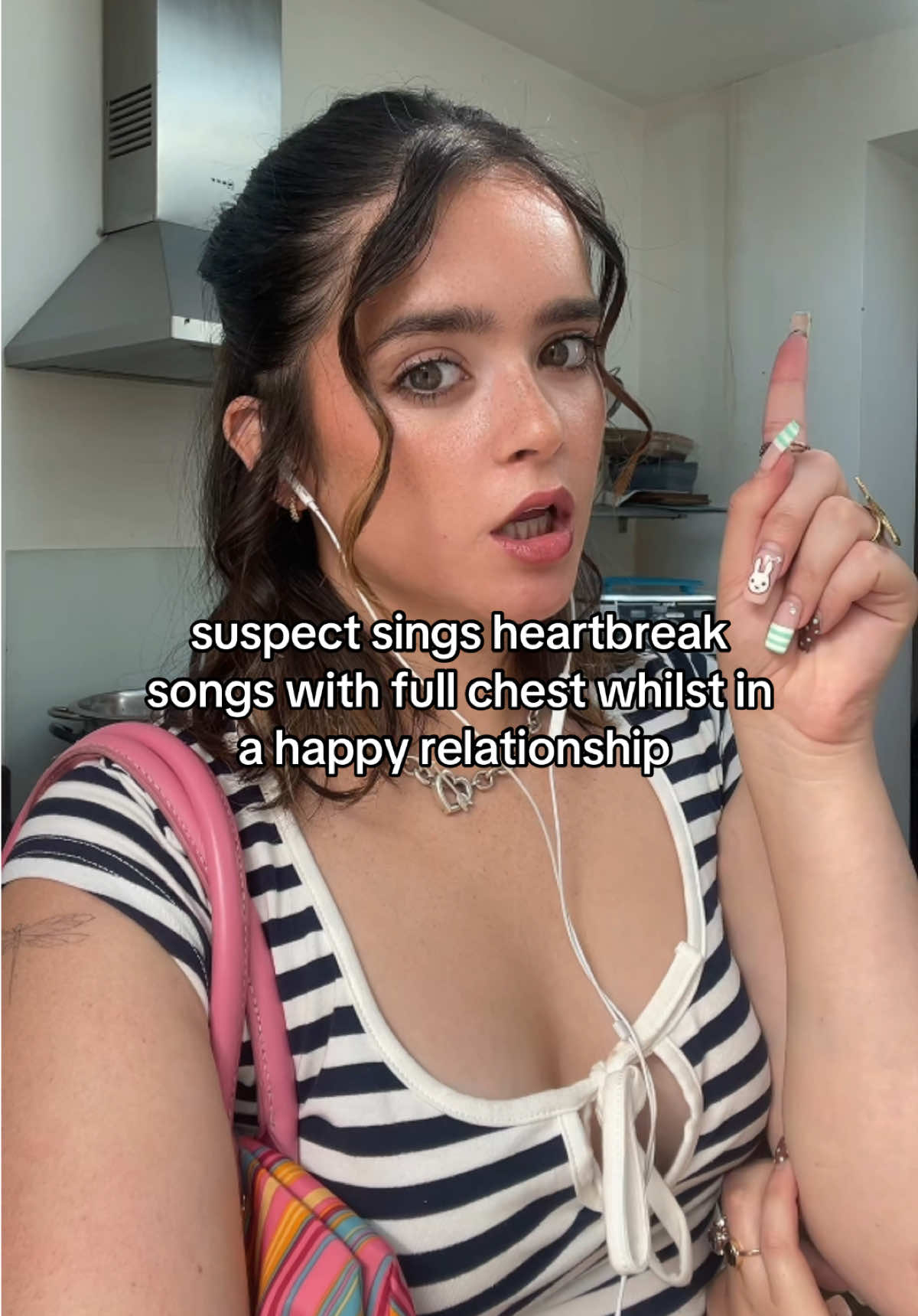 @itsliterallyjustbelle