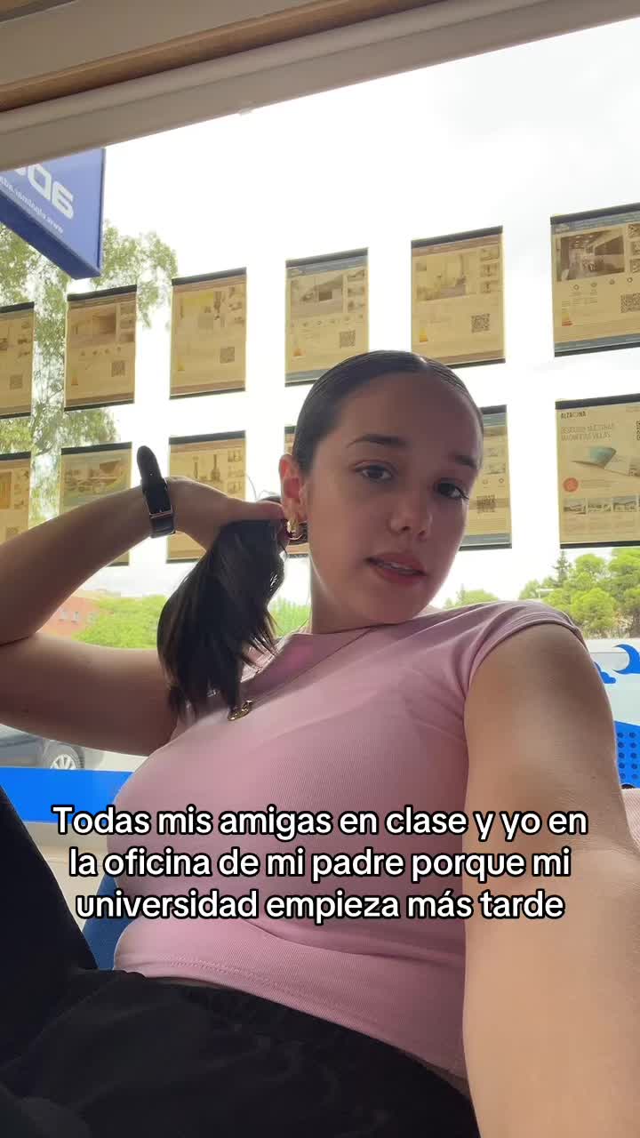 @Eleniii