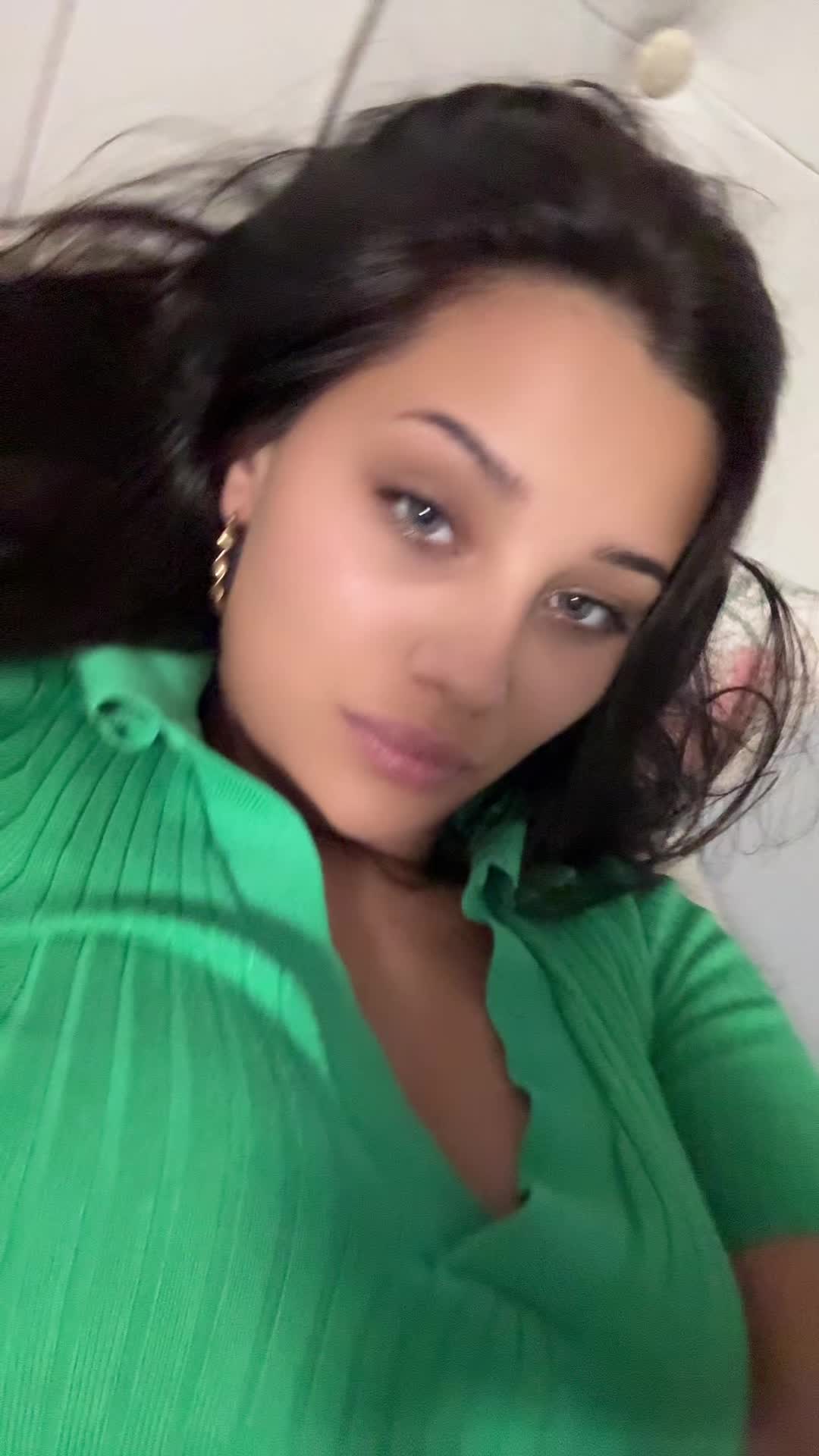 @🦋