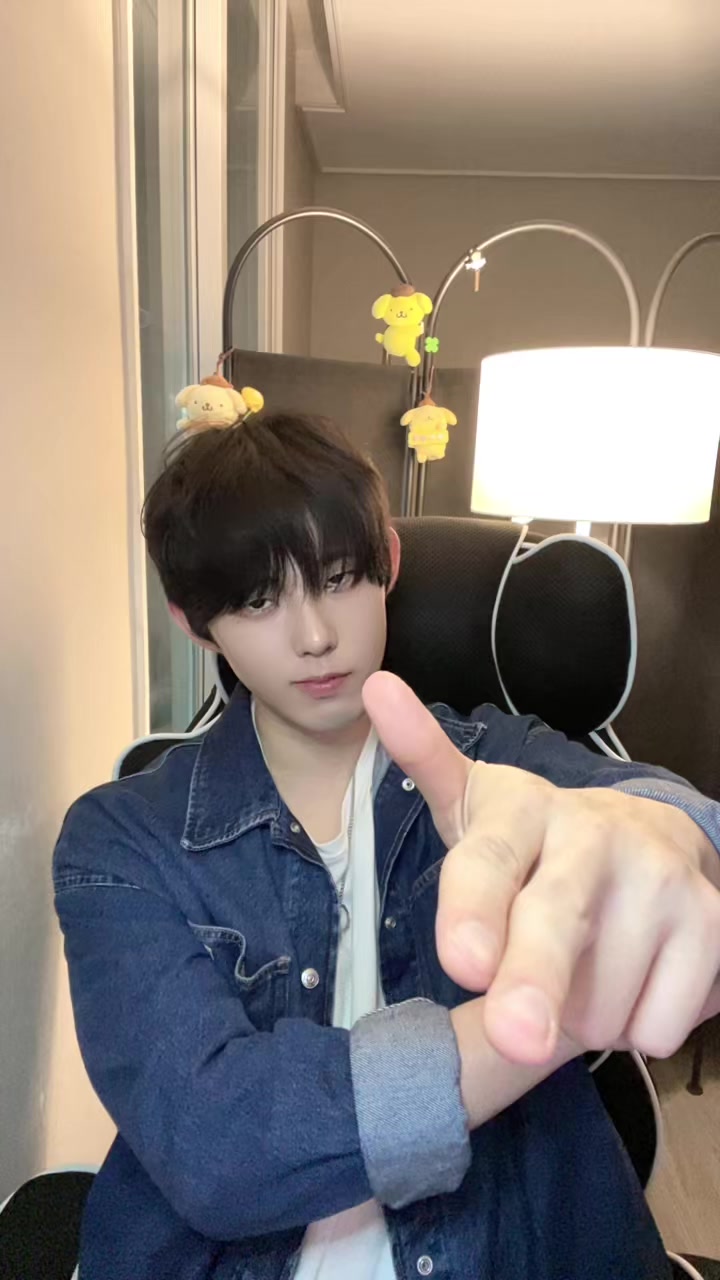 @๐๐ณใใใ_๋๋ฟ๐ณ๐