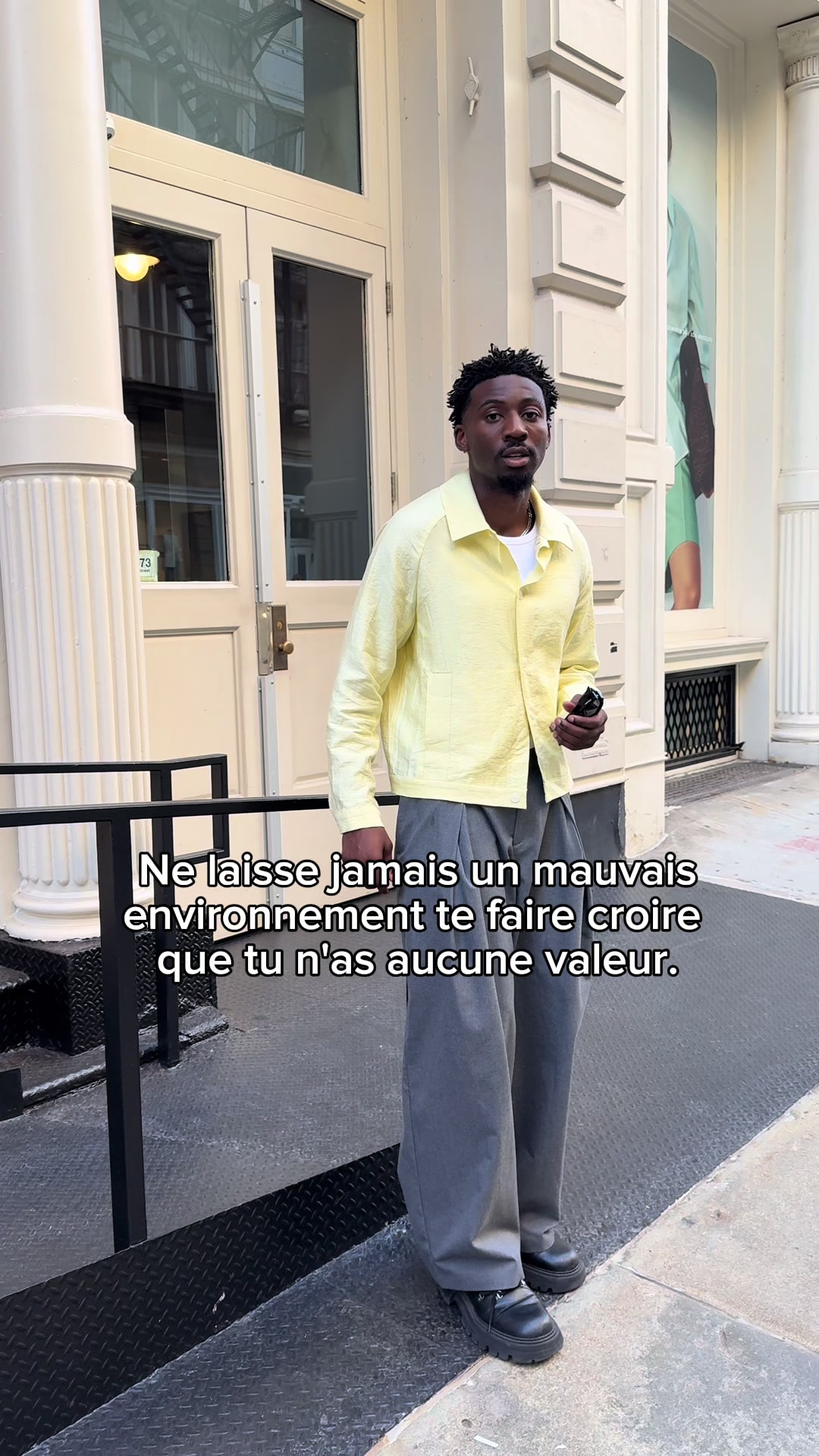 @A U R É O