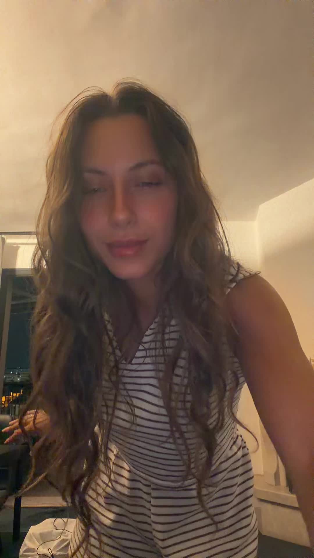 @Noemj