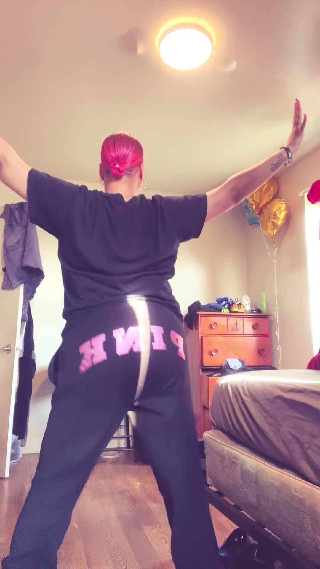 @whyshesopink