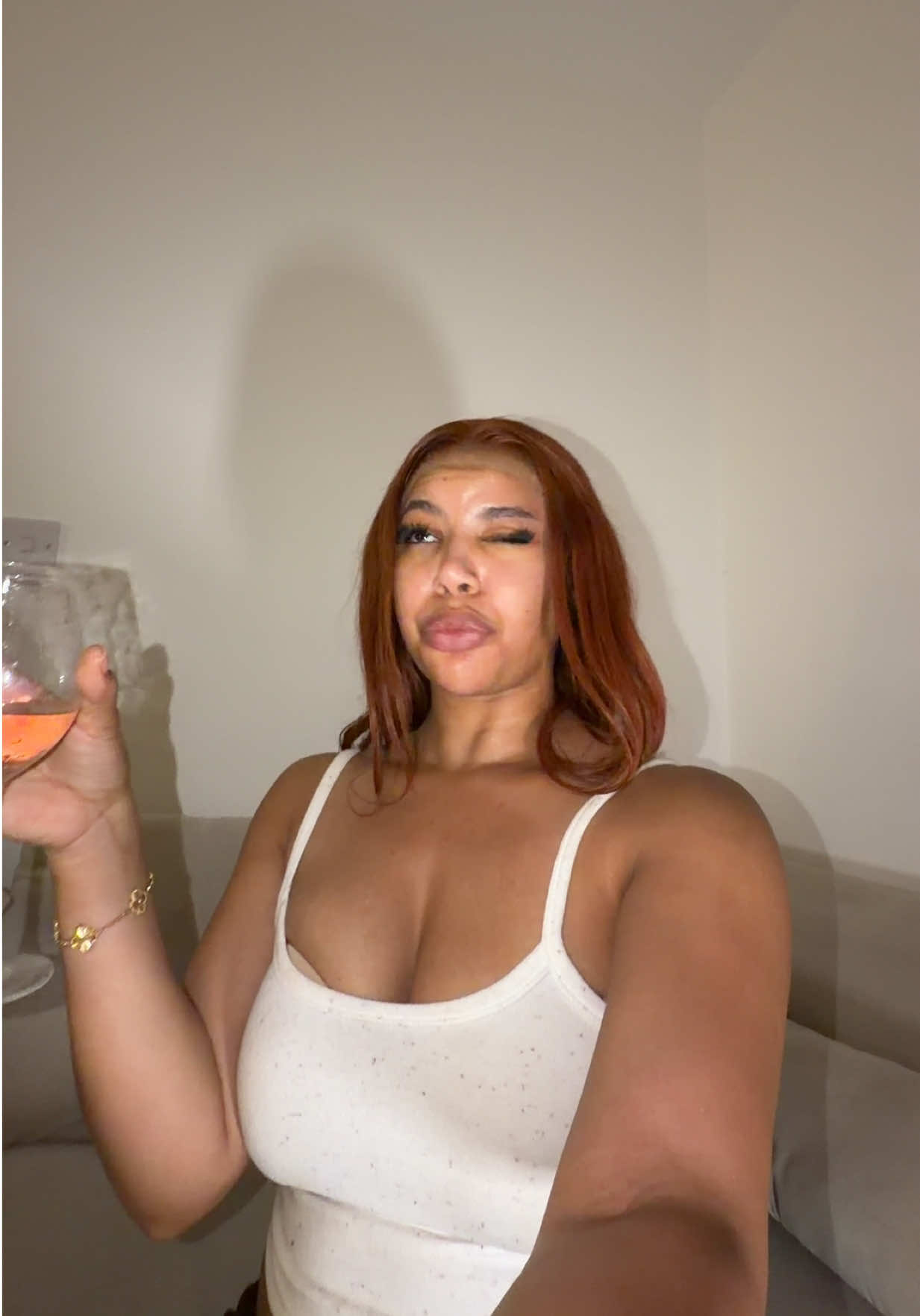 @inezblanchettee
