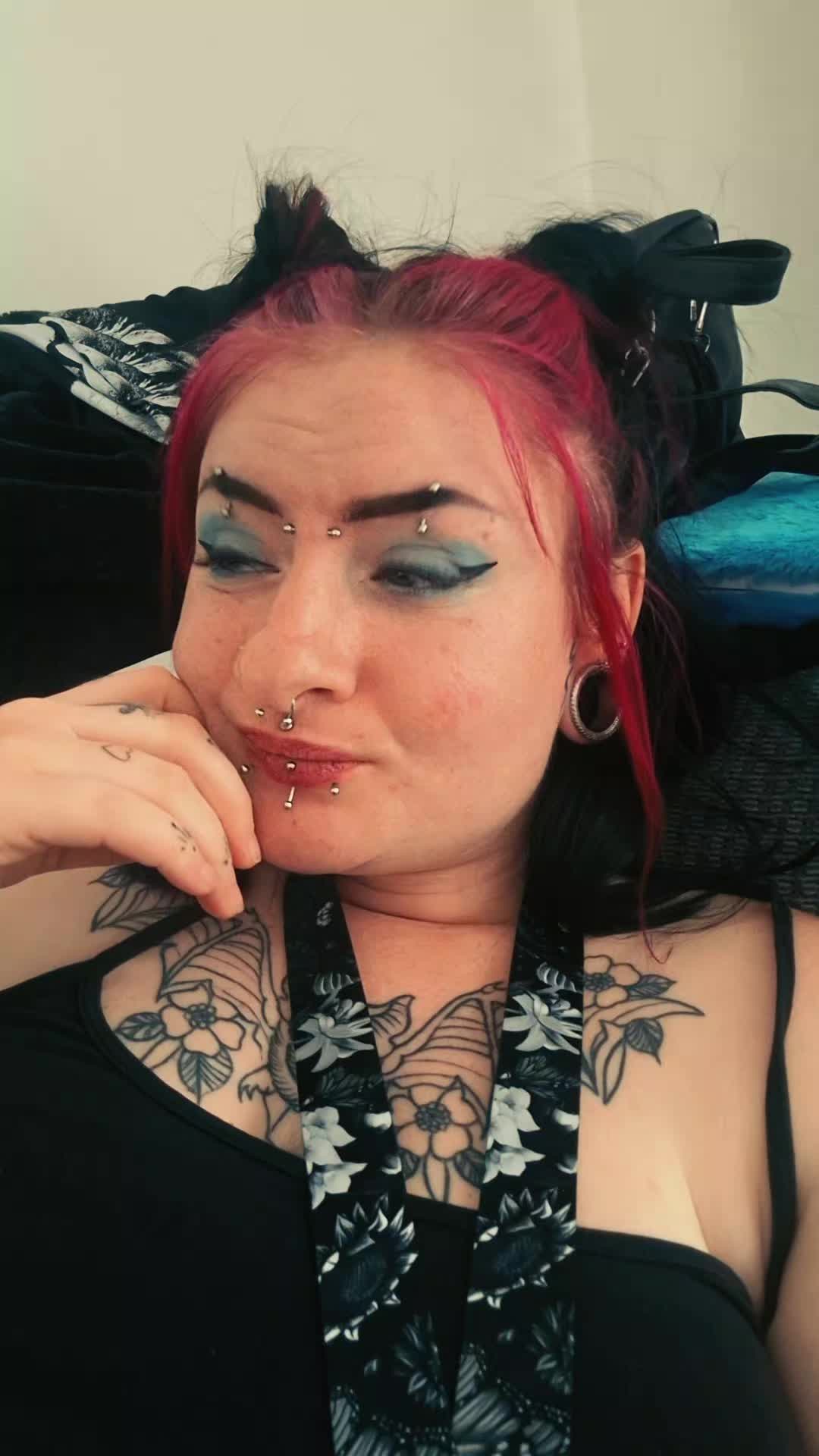 @ErinJayne
