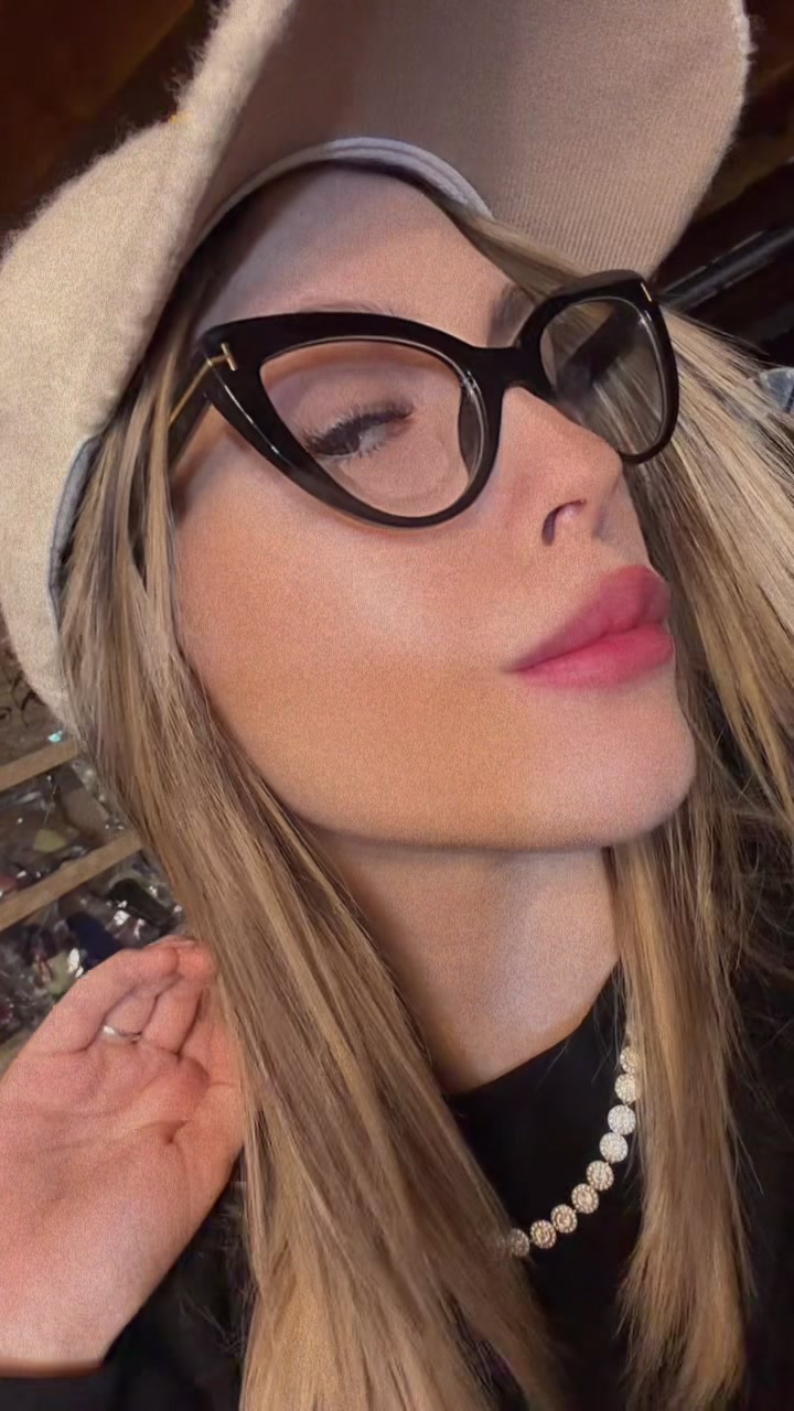 @Bri de Ali Optic