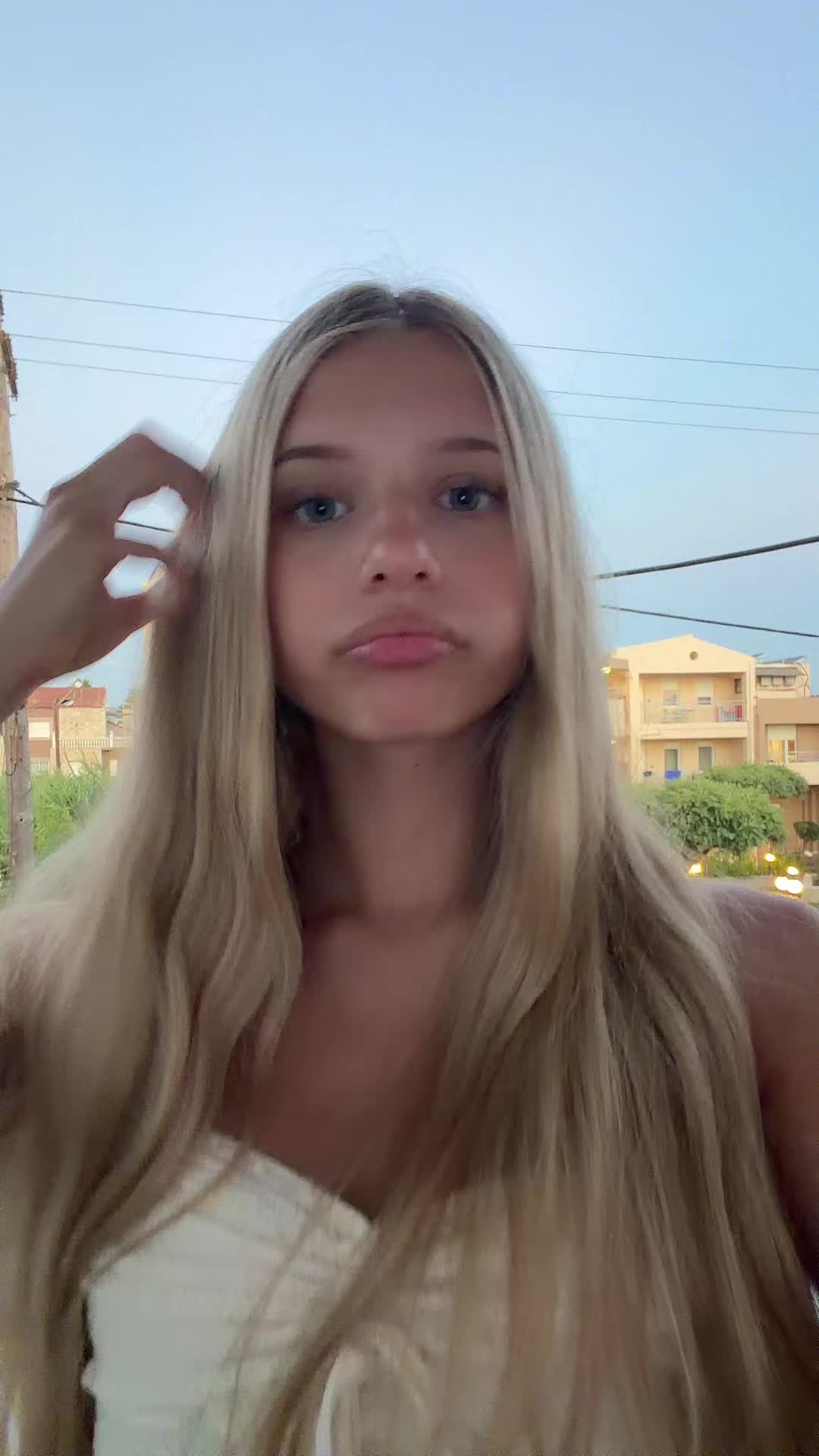 @aaduskaa__