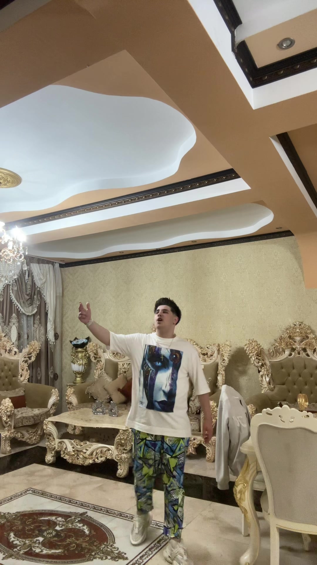 @𝐀𝐍𝐃𝐄𝐑𝐒𝐎𝐍