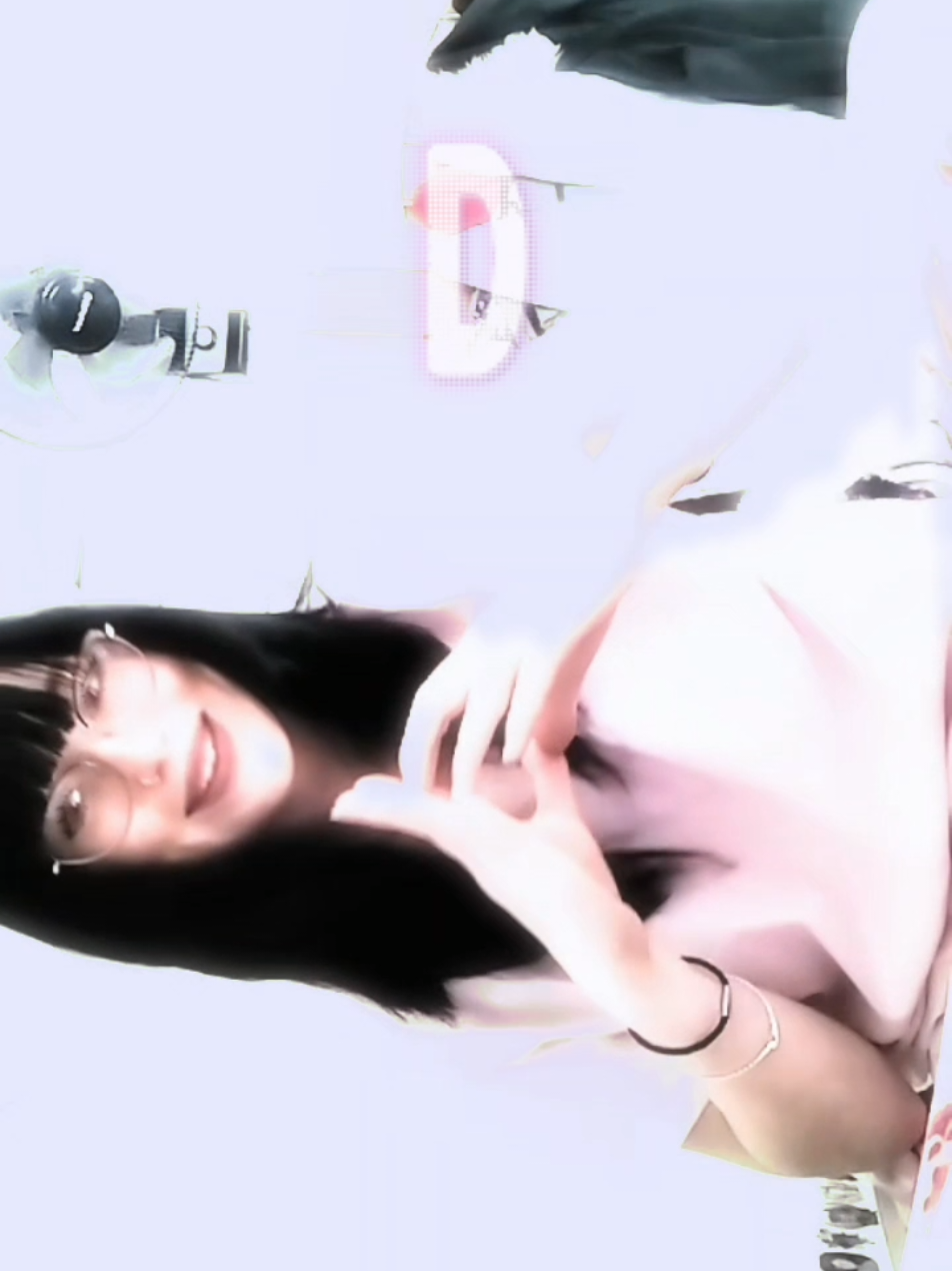 @𝑬𝒎𝒊 🎀