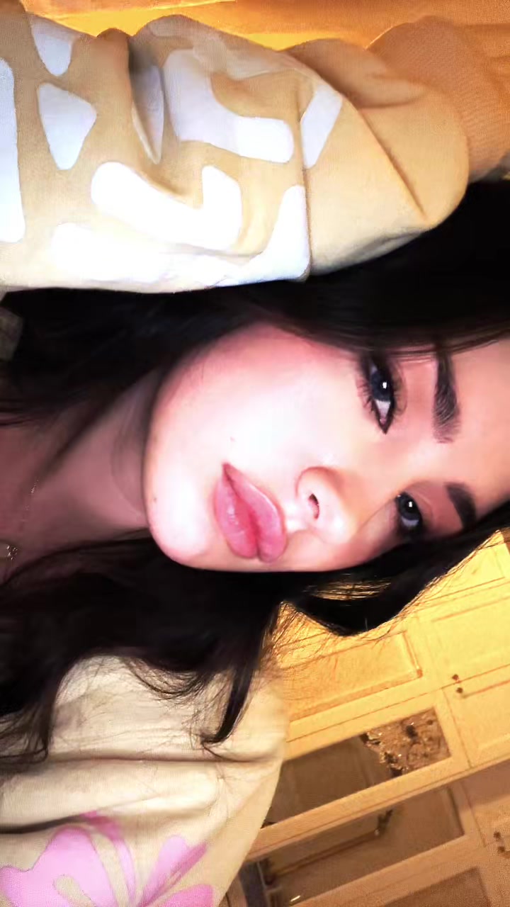 @Elle ♡