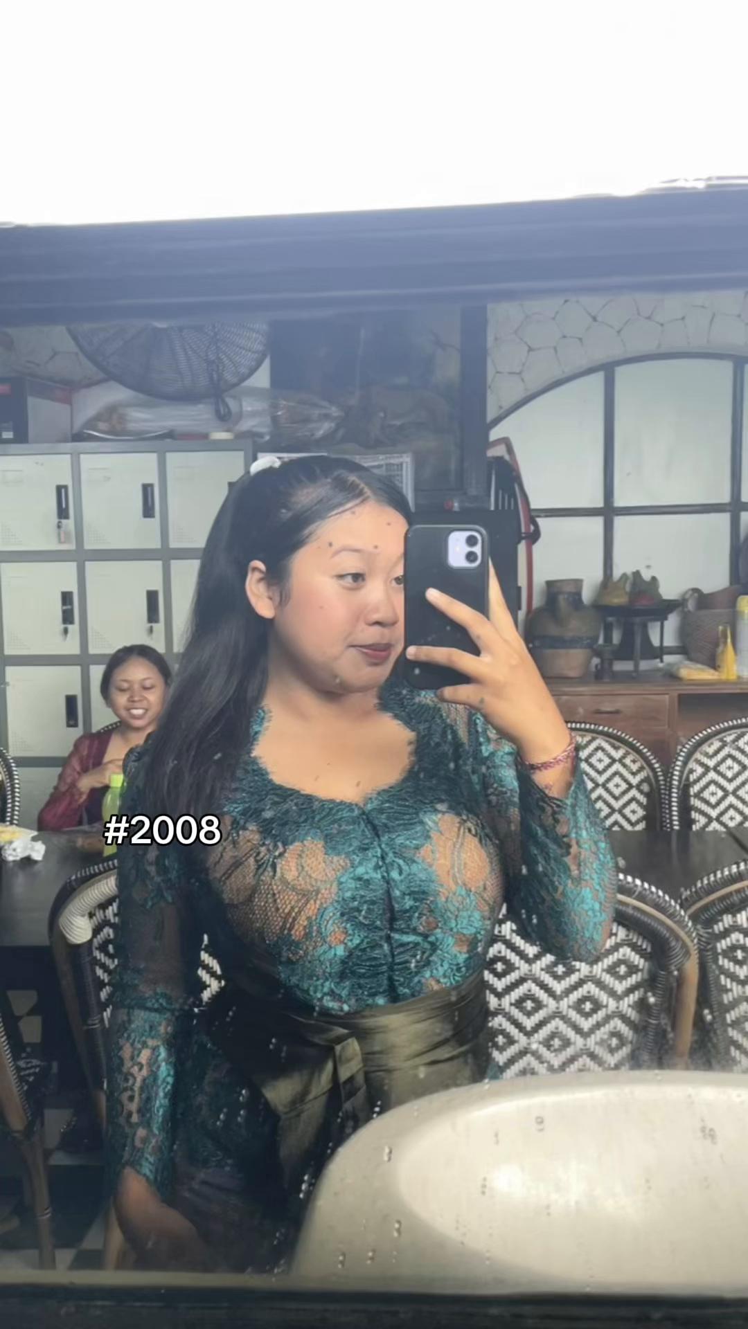 @hii.inirisnaa