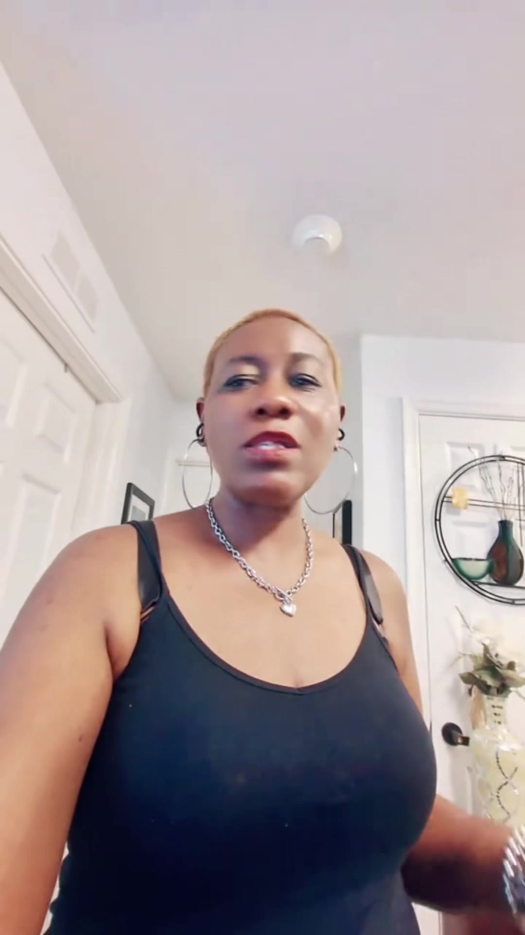 @BrassknuckleBeauty