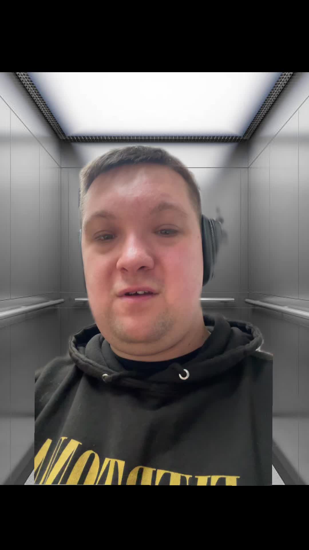 @Dan/\\