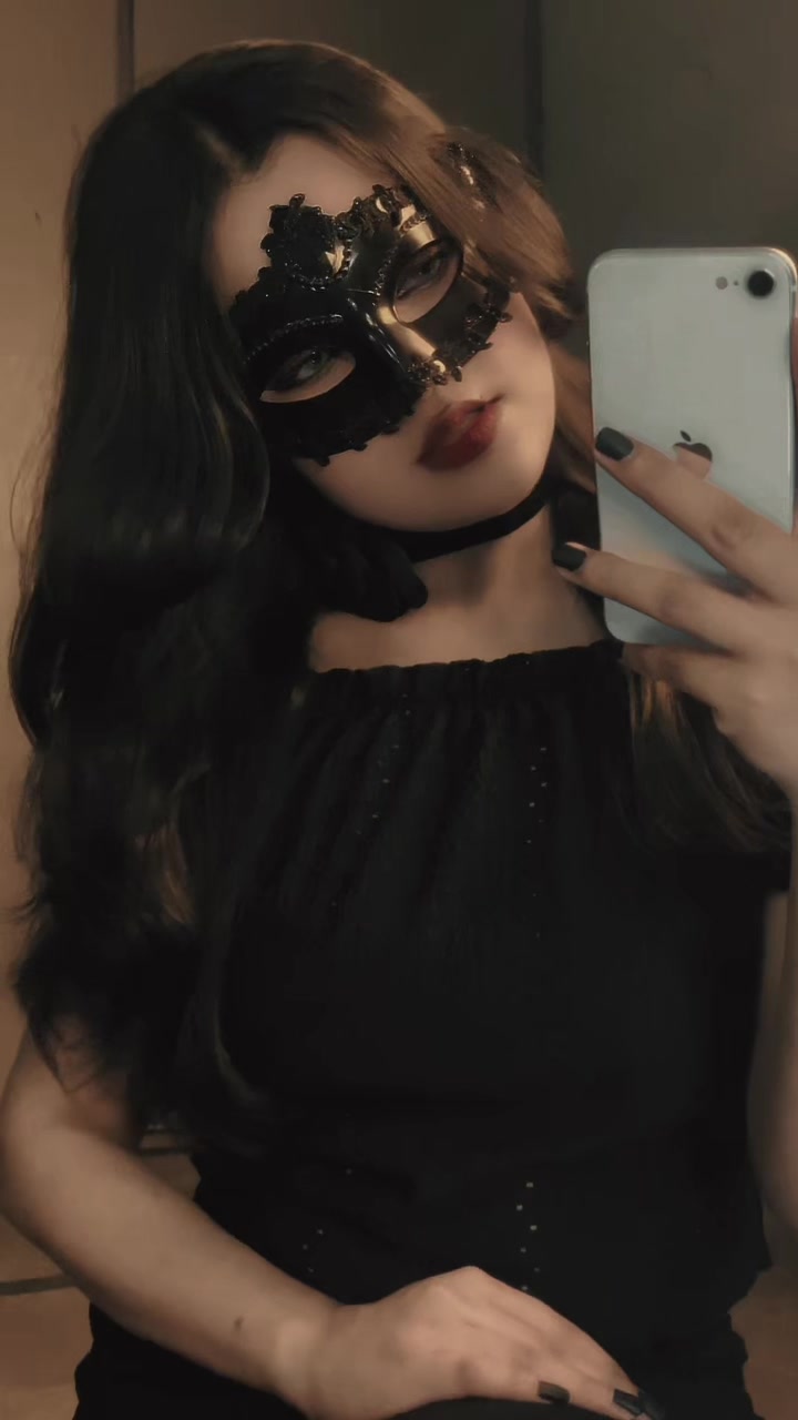 @Hassena🖤🕊️