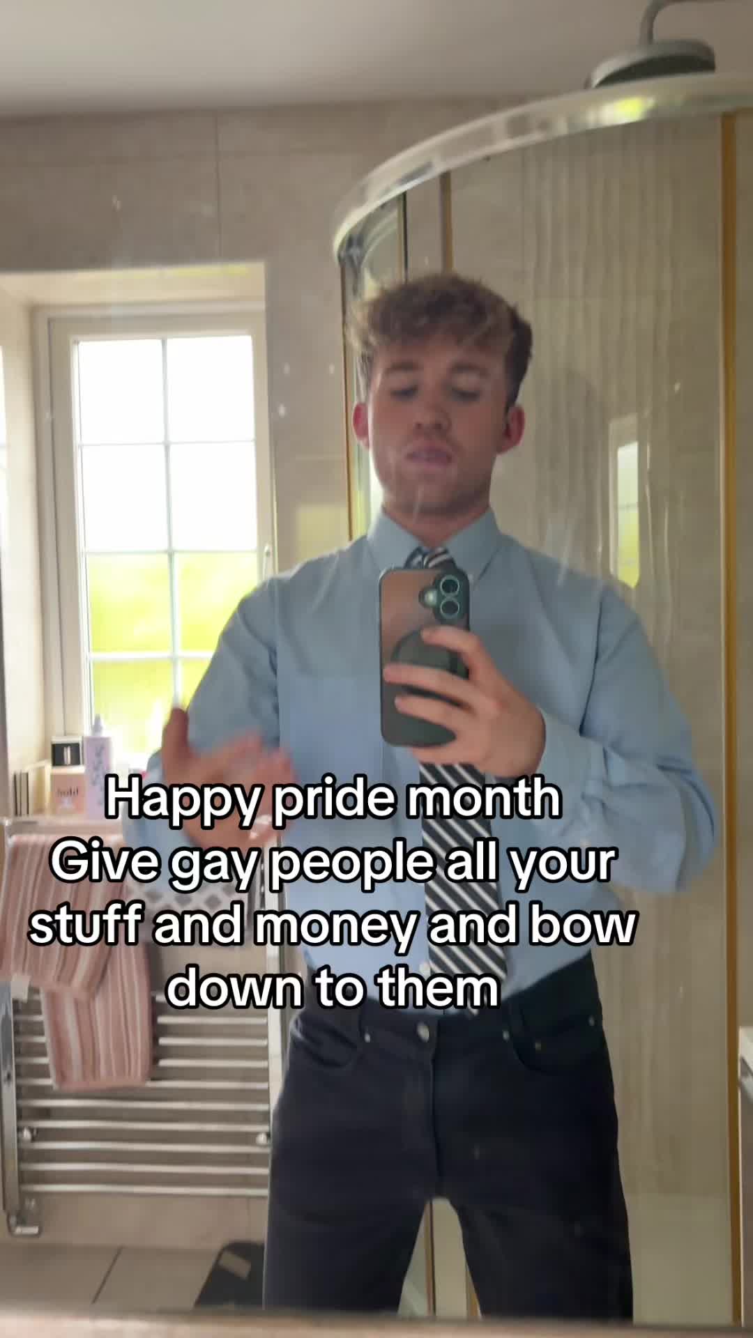 @itzisaacjames