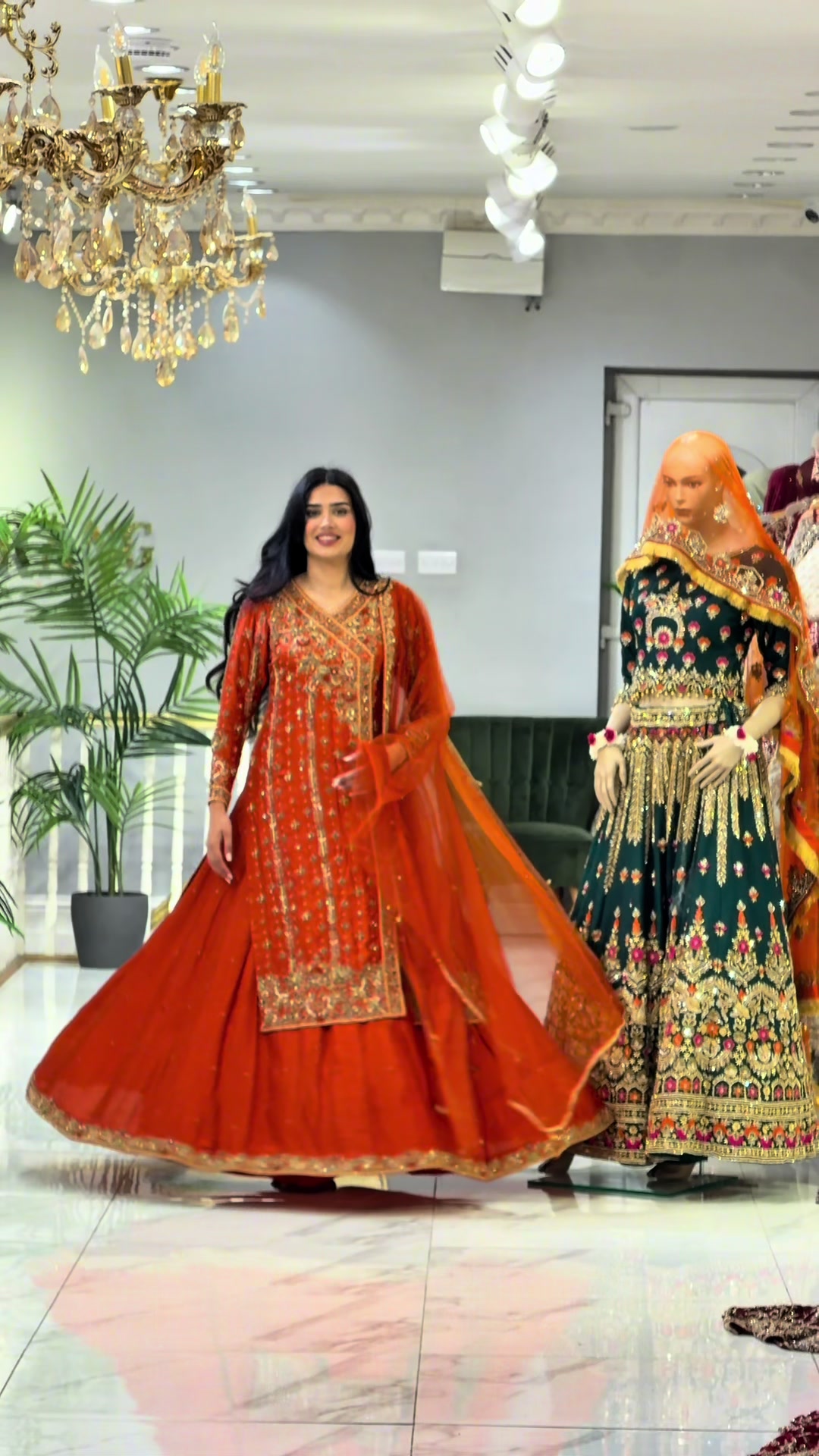 @7AATRANG BRIDAL&rsquo;S 🇬🇧