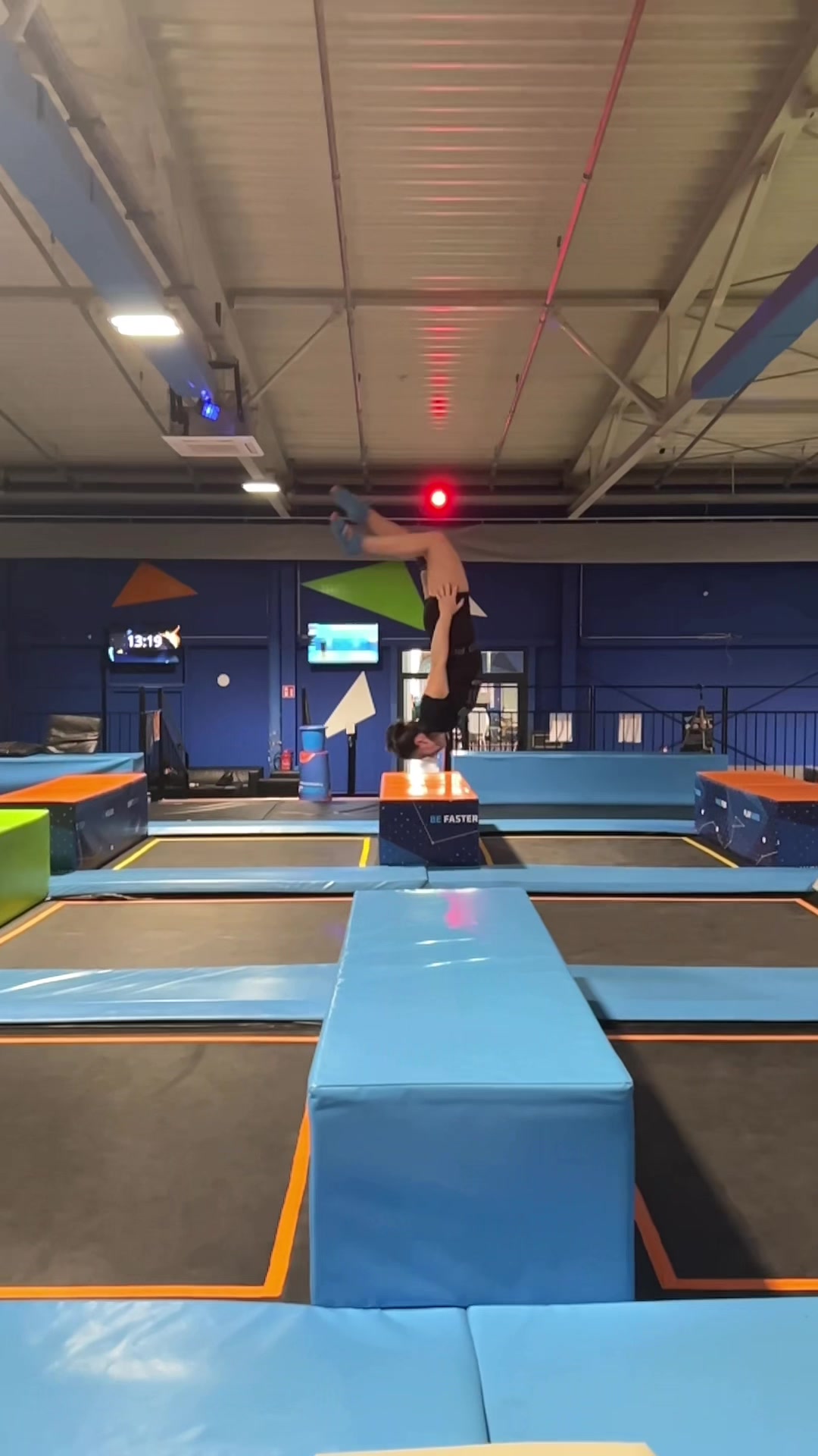 @Jana🤸🏻♂️