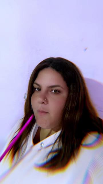 @Loiraa