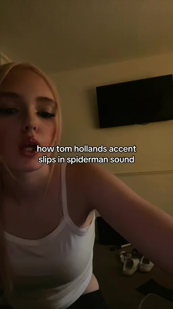 @𝐛𝐞𝐥𝐥𝐞 𝐥𝐨𝐮𝐢𝐬𝐞