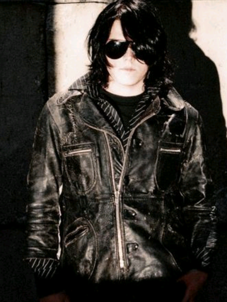 @🦇Gerardwayismywife🦇