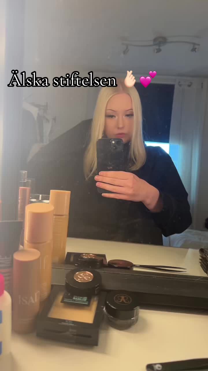 @𝑭𝒍𝒊𝒔𝒂𝒏💕