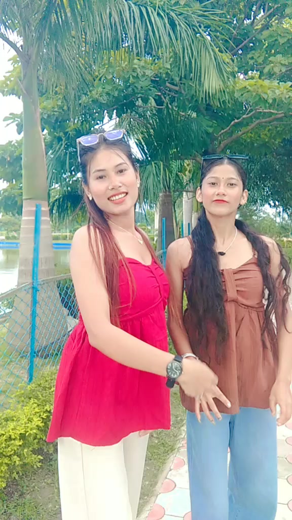 @Xoti(•‿•)