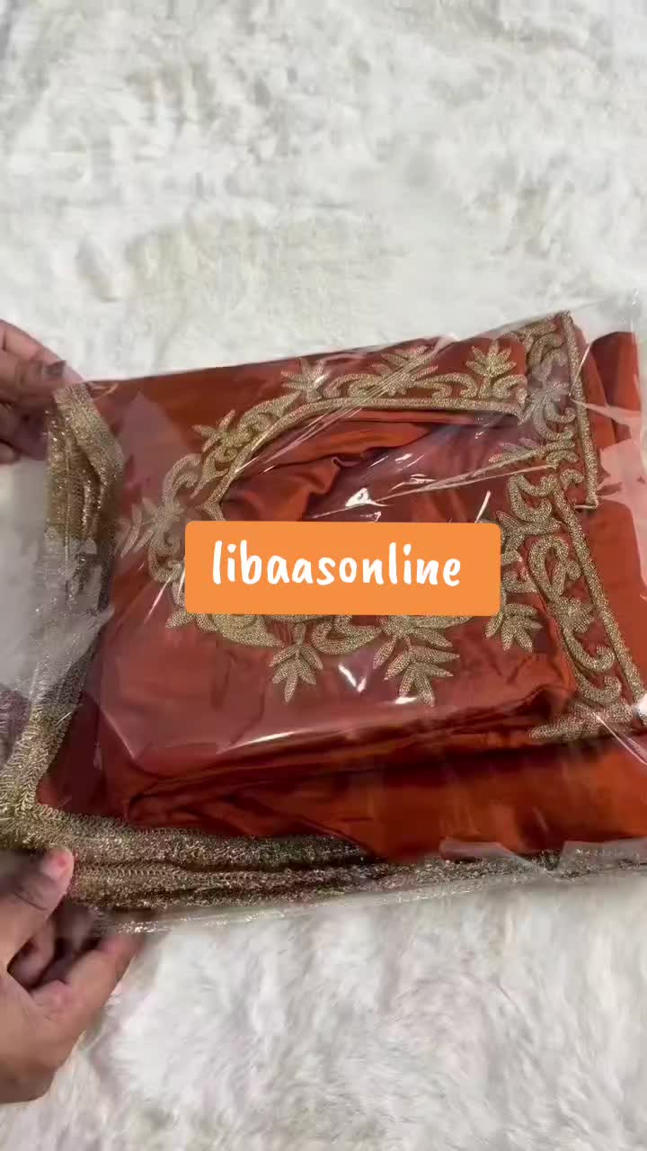 @ਲਿਬਾਸ by ਕੌਰ