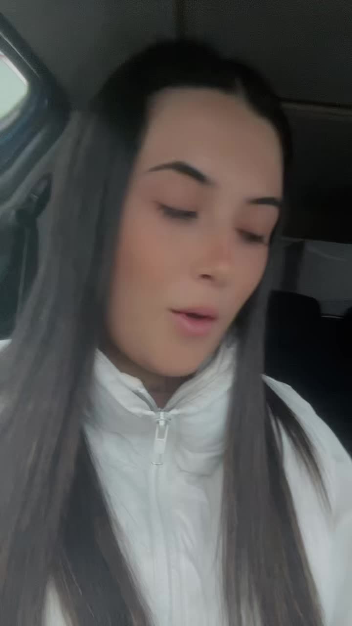 @Coraima